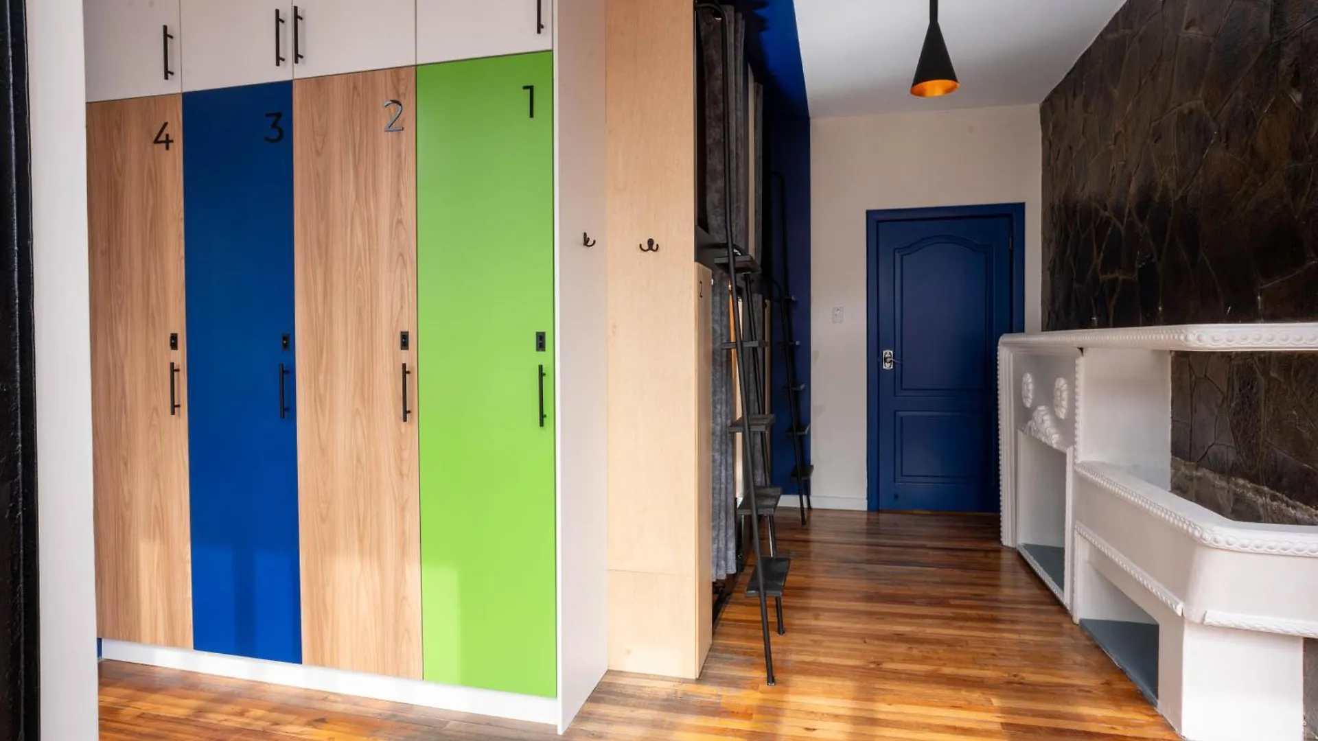 Community Hostel Quito Ecuador