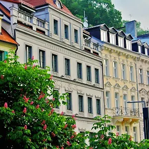 Renesance Krasna Kralovna 4*, KLV República Checa
